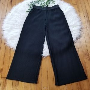 Alfani Pants - π 5/$25 Alfani palazzo pleated pants Alfani Pants - π 5/$25 Alfani palazzo pleated pants